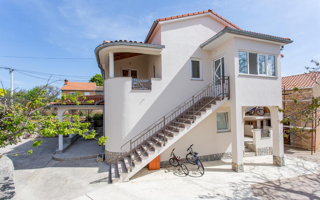 Apartment Ana Polje  Екстер'єр фото
